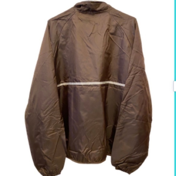 M RESORT New Jacket Windbreaker NWT Las Vegas Sz L - Picture 2 of 7